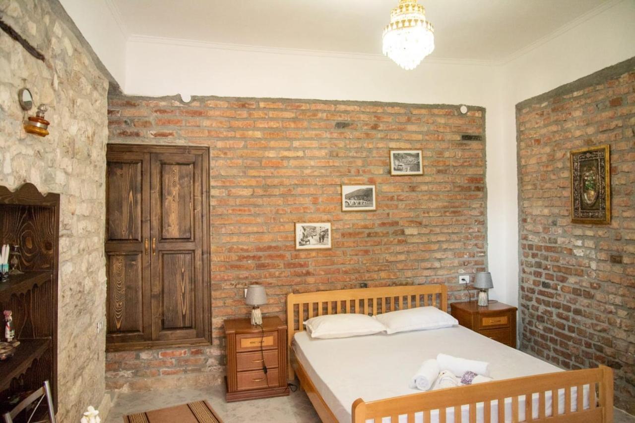 Guesthouse Belle View Berat Exterior foto