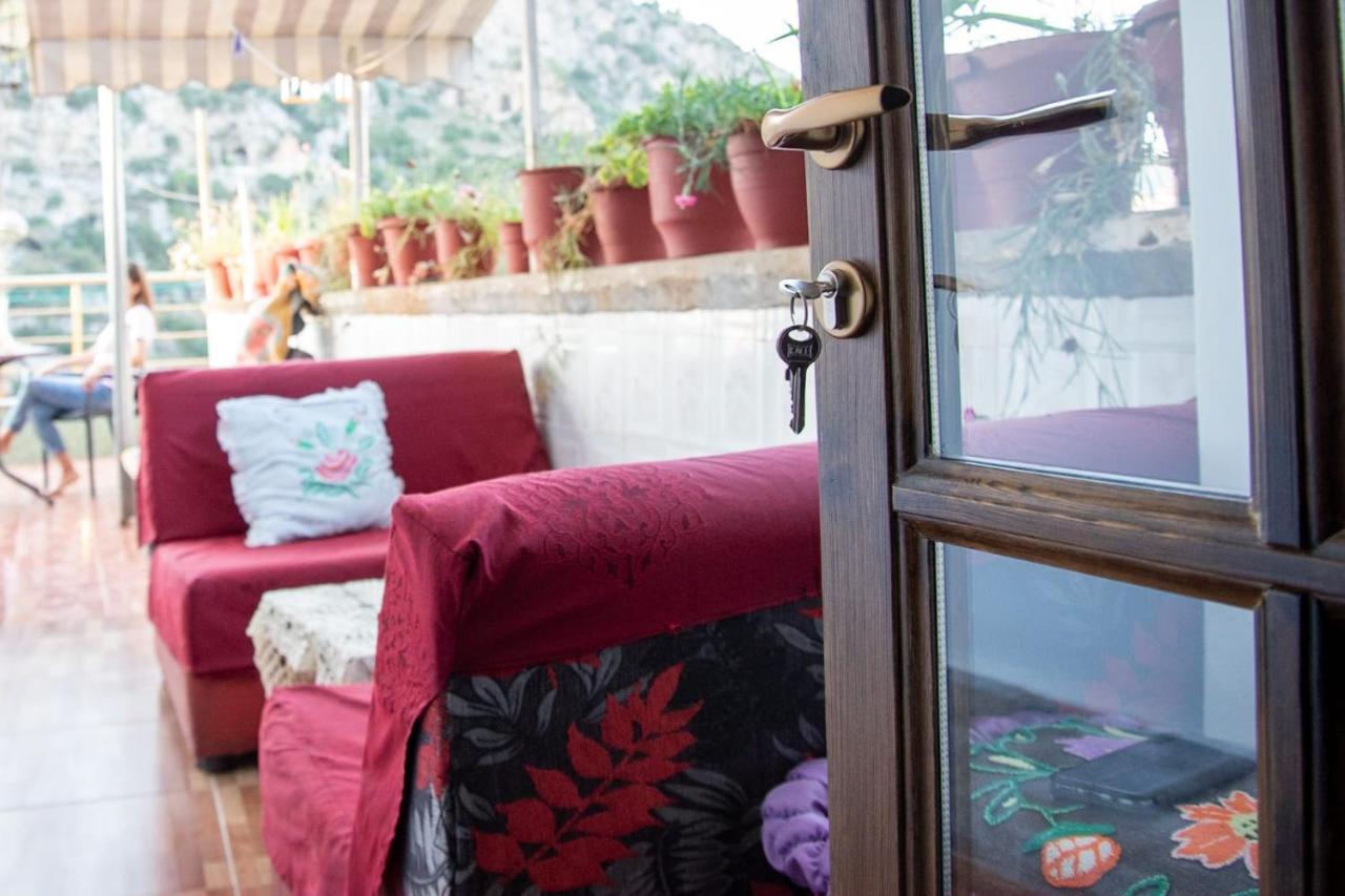 Guesthouse Belle View Berat Exterior foto