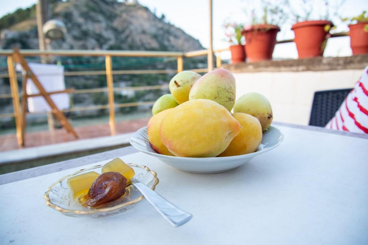 Guesthouse Belle View Berat Exterior foto
