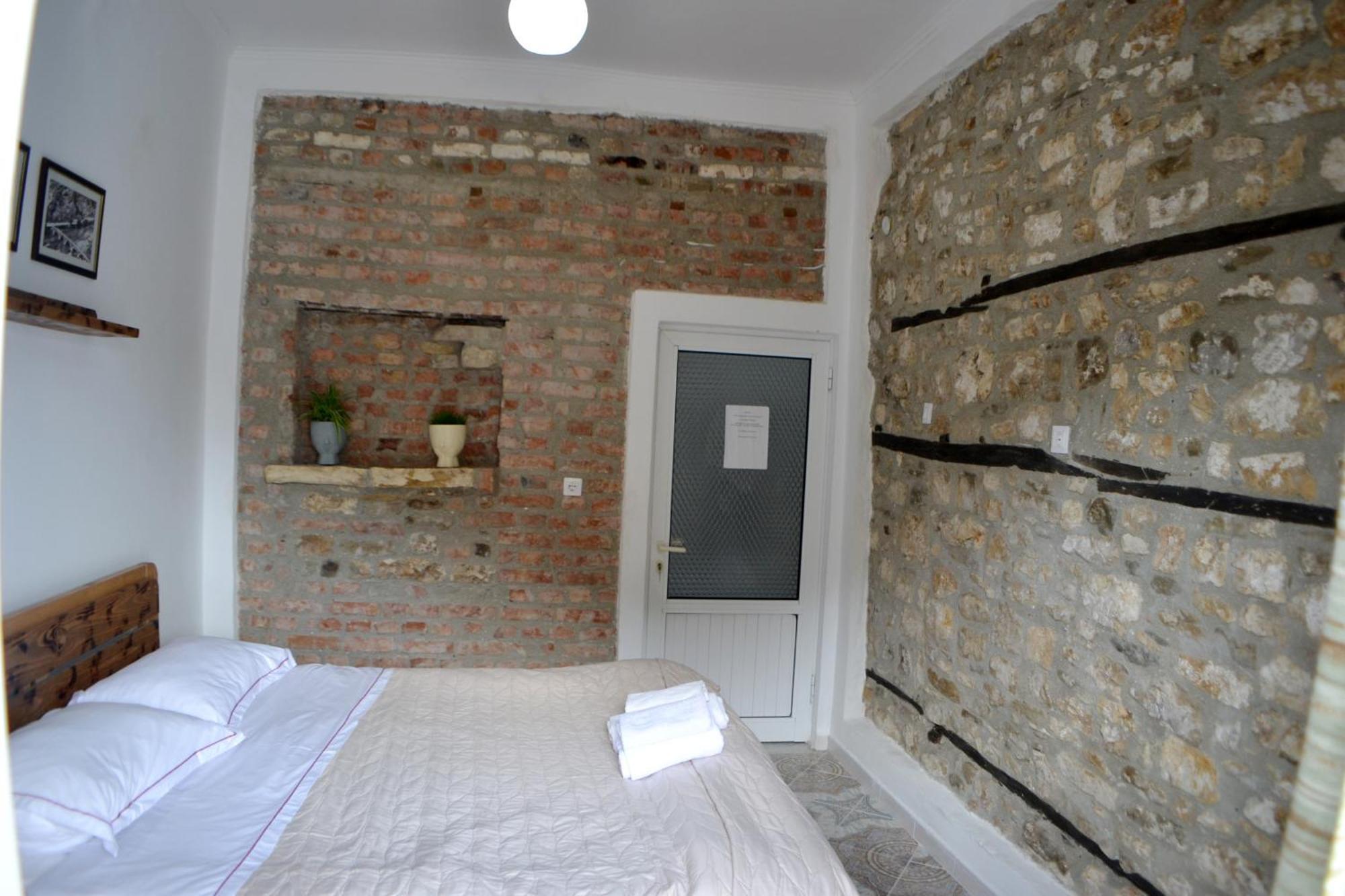 Guesthouse Belle View Berat Exterior foto