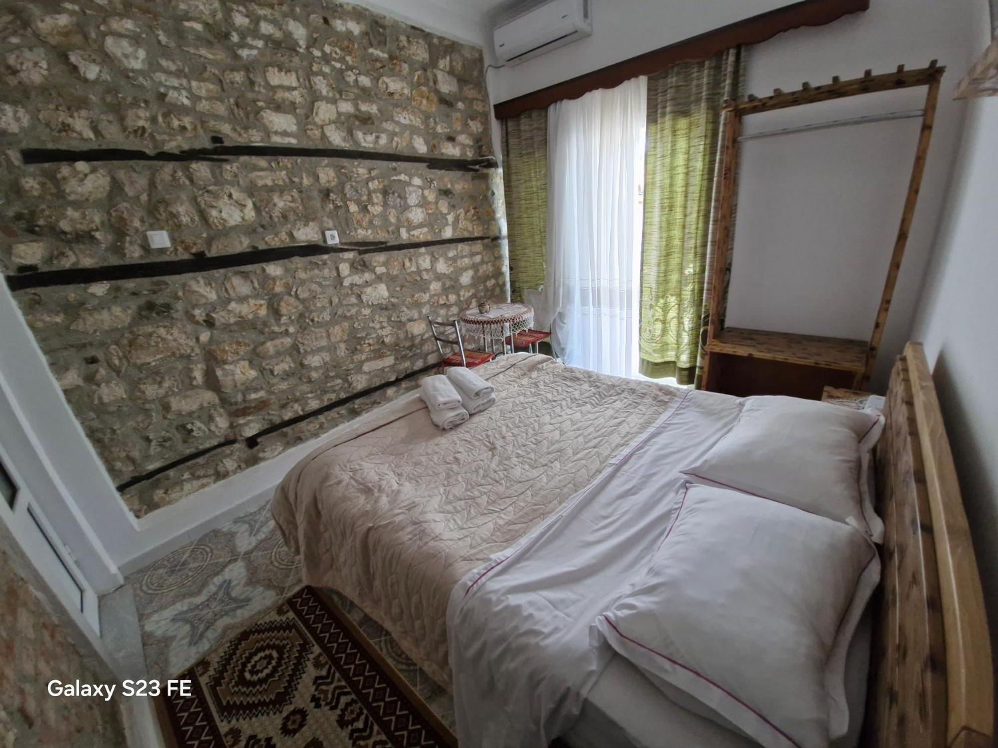 Guesthouse Belle View Berat Exterior foto