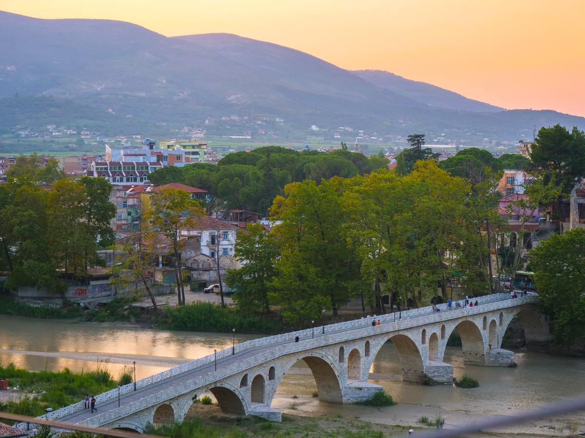 Guesthouse Belle View Berat Exterior foto