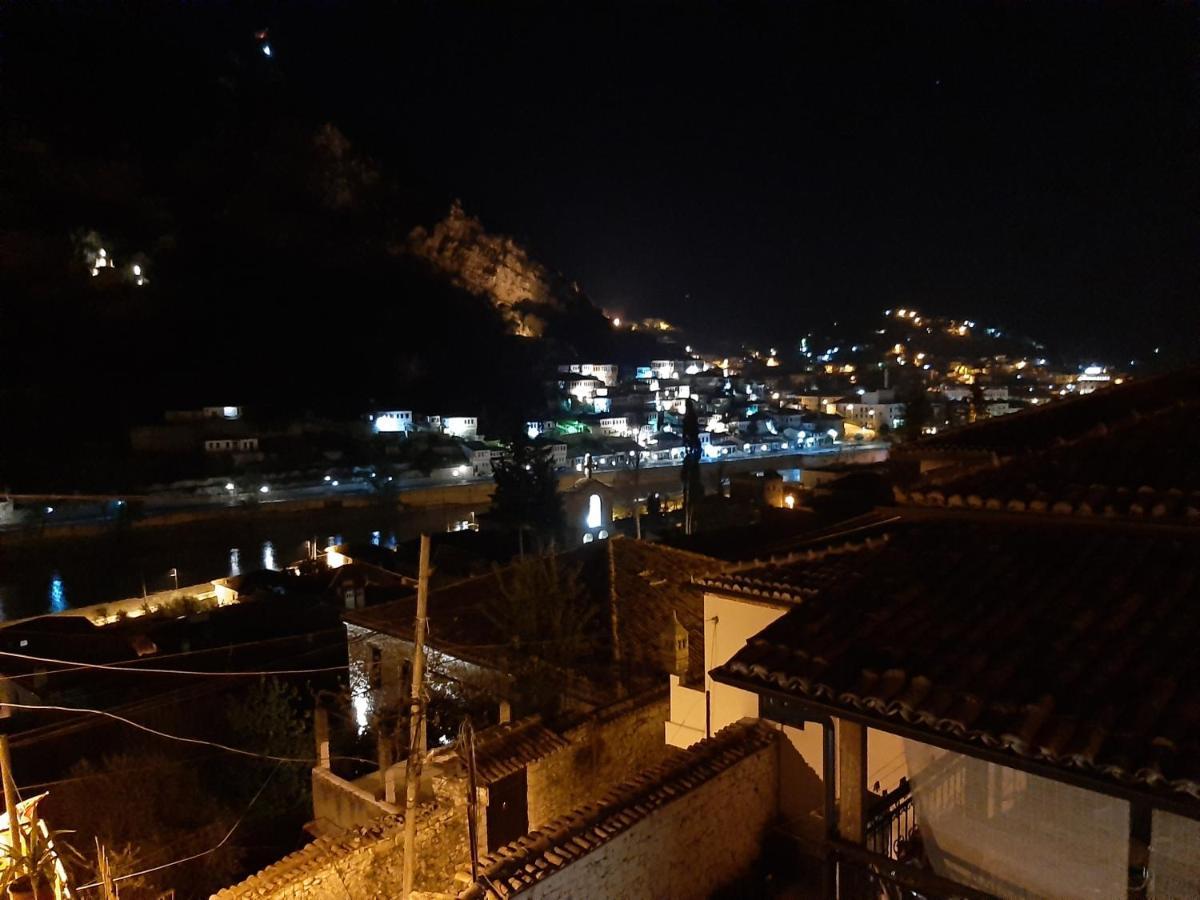 Guesthouse Belle View Berat Exterior foto